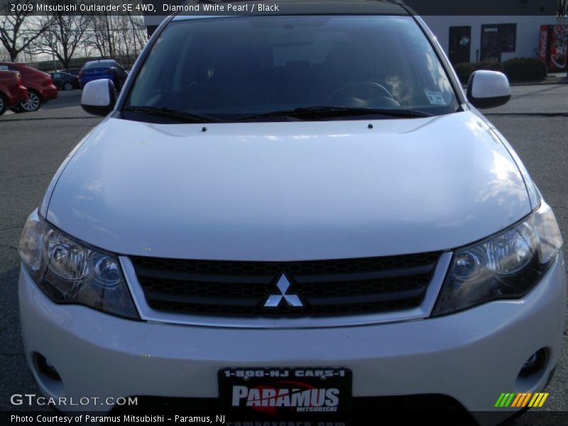 Diamond White Pearl / Black 2009 Mitsubishi Outlander SE 4WD