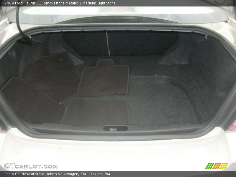 Smokestone Metallic / Medium Light Stone 2009 Ford Taurus SE