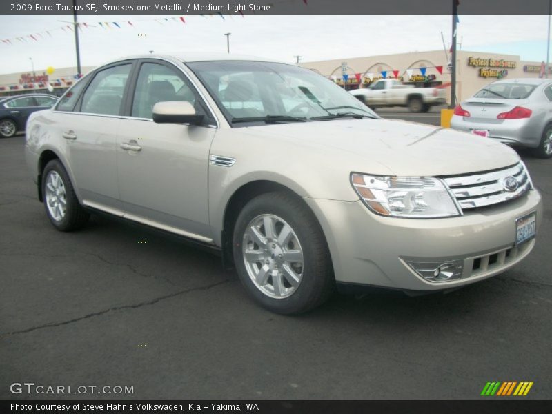 Smokestone Metallic / Medium Light Stone 2009 Ford Taurus SE