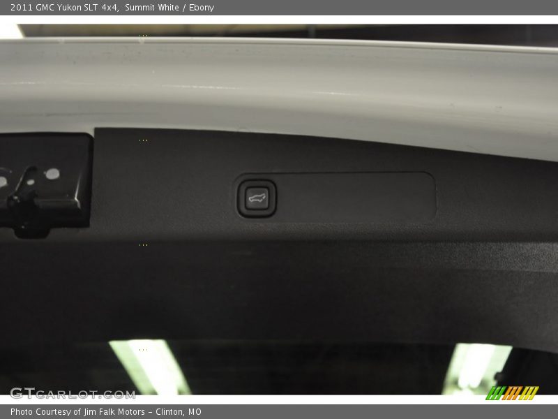 Summit White / Ebony 2011 GMC Yukon SLT 4x4