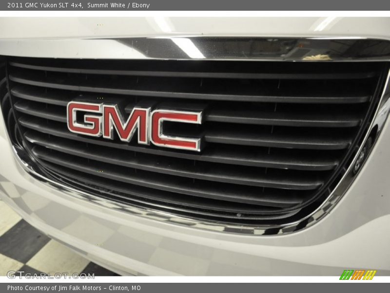 Summit White / Ebony 2011 GMC Yukon SLT 4x4