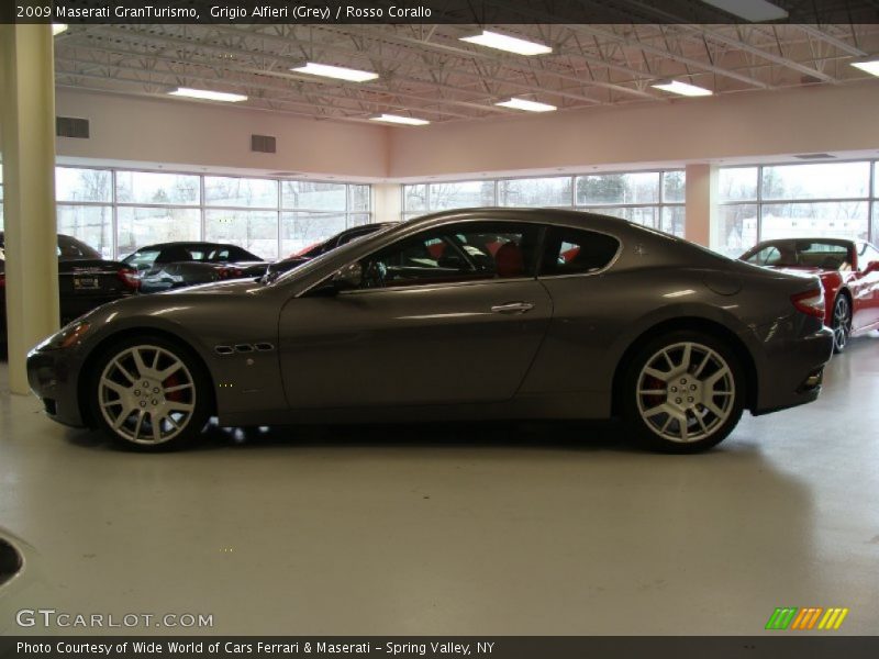 Grigio Alfieri (Grey) / Rosso Corallo 2009 Maserati GranTurismo