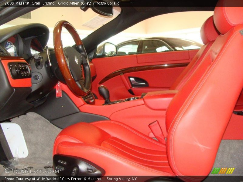  2009 GranTurismo  Rosso Corallo Interior
