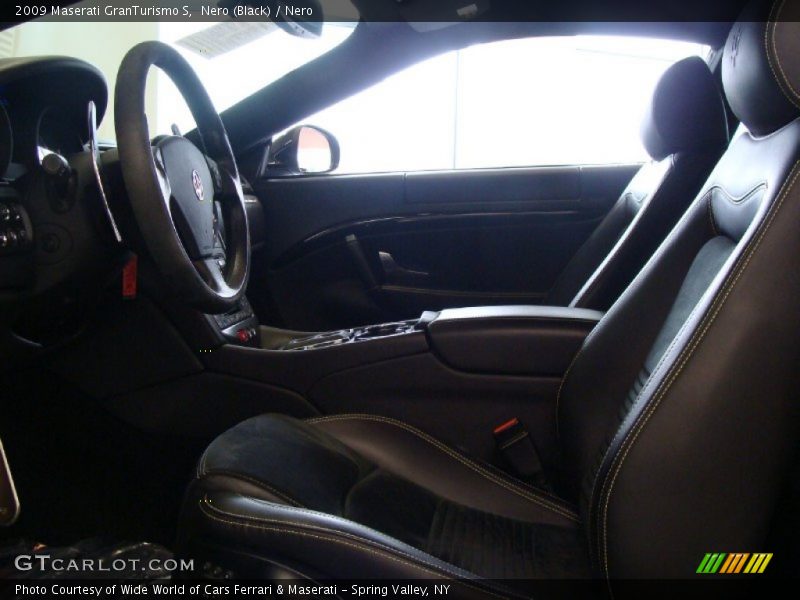 Nero (Black) / Nero 2009 Maserati GranTurismo S