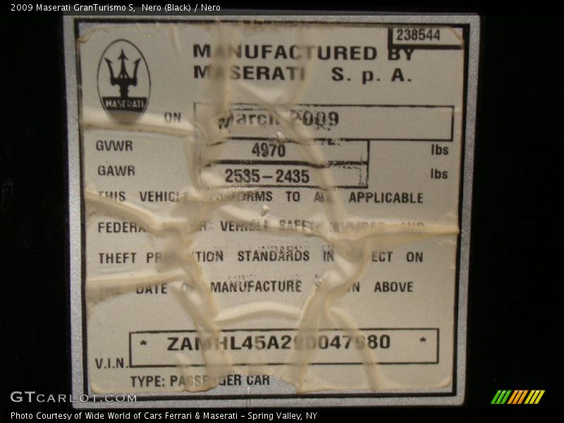 Nero (Black) / Nero 2009 Maserati GranTurismo S