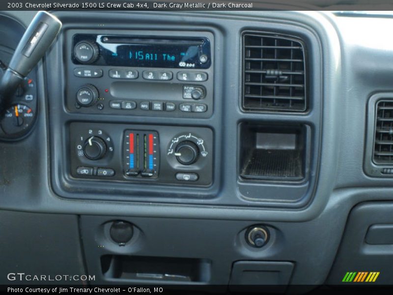 Dark Gray Metallic / Dark Charcoal 2003 Chevrolet Silverado 1500 LS Crew Cab 4x4