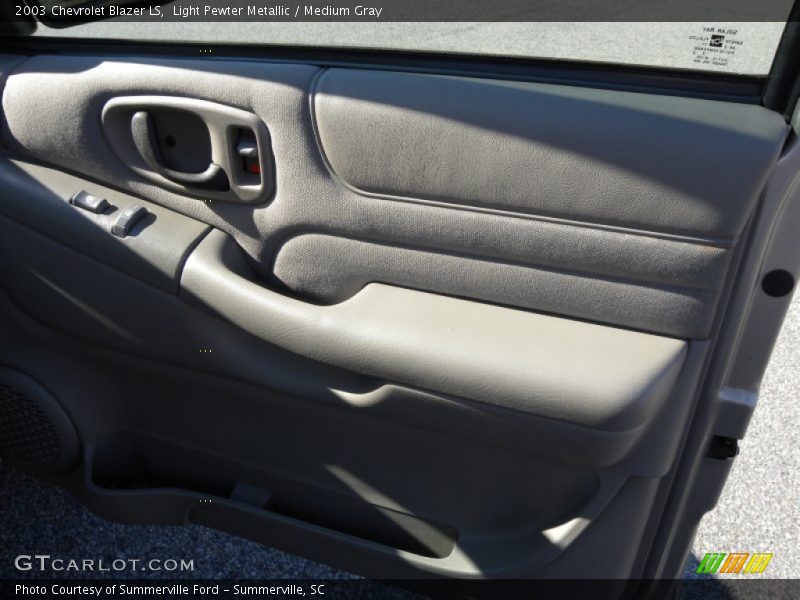 Light Pewter Metallic / Medium Gray 2003 Chevrolet Blazer LS