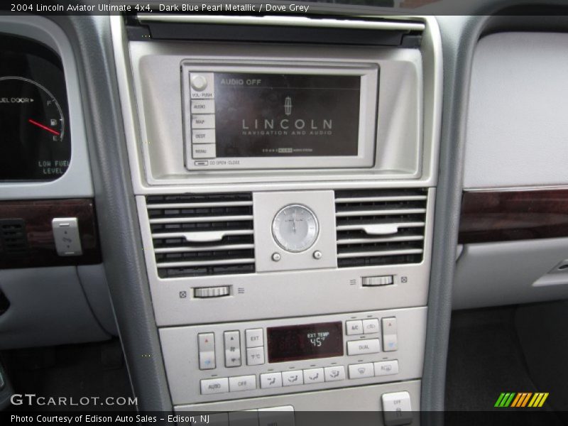 Controls of 2004 Aviator Ultimate 4x4