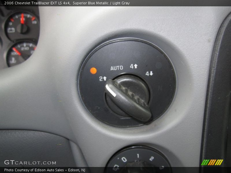 Superior Blue Metallic / Light Gray 2006 Chevrolet TrailBlazer EXT LS 4x4