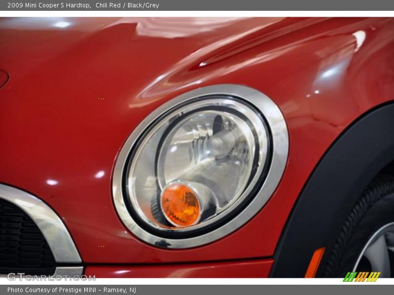 Chili Red / Black/Grey 2009 Mini Cooper S Hardtop