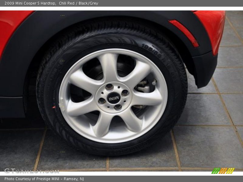 Chili Red / Black/Grey 2009 Mini Cooper S Hardtop