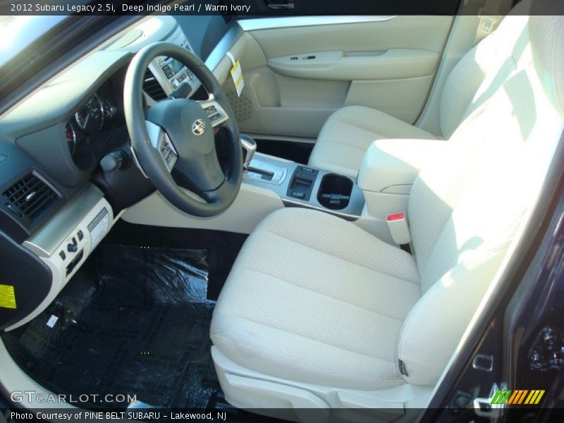 Deep Indigo Pearl / Warm Ivory 2012 Subaru Legacy 2.5i