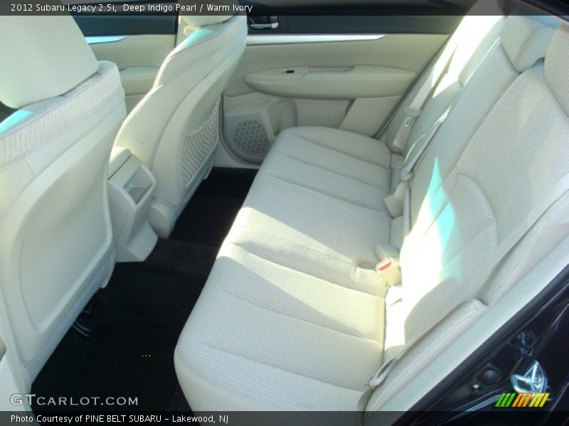 Deep Indigo Pearl / Warm Ivory 2012 Subaru Legacy 2.5i