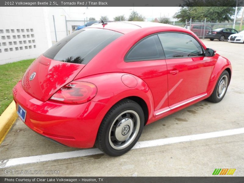 Tornado Red / Titan Black 2012 Volkswagen Beetle 2.5L