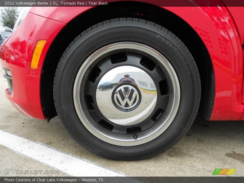 Tornado Red / Titan Black 2012 Volkswagen Beetle 2.5L