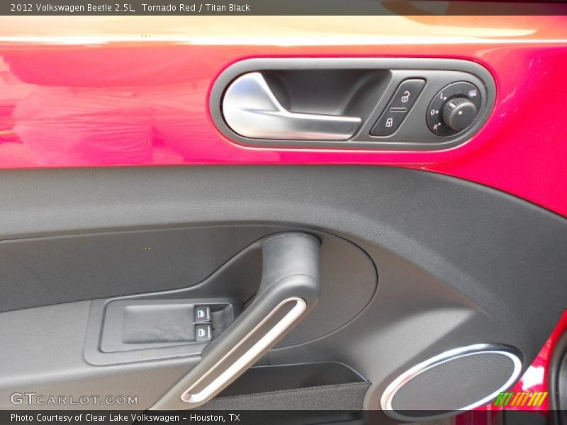Tornado Red / Titan Black 2012 Volkswagen Beetle 2.5L
