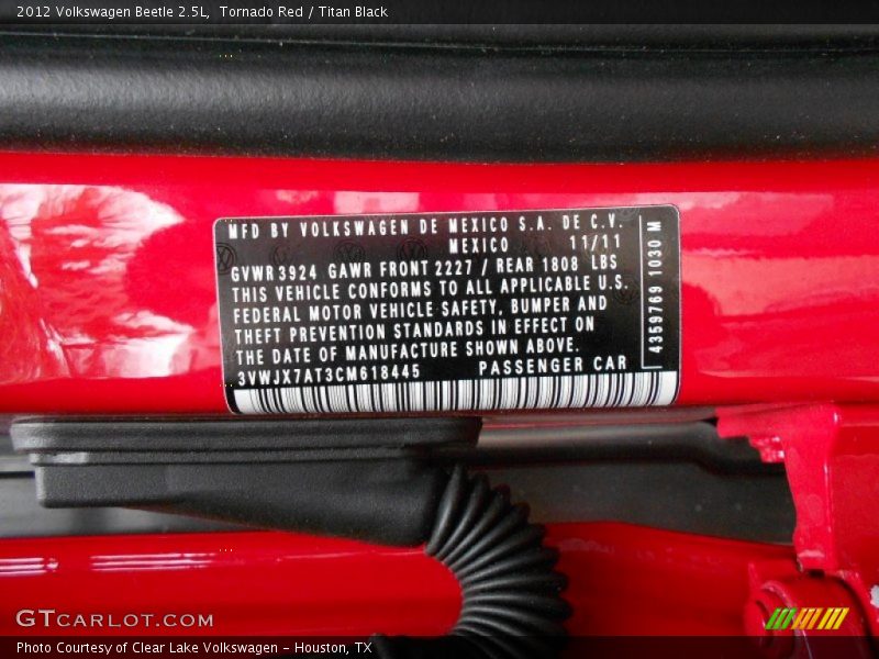 Tornado Red / Titan Black 2012 Volkswagen Beetle 2.5L