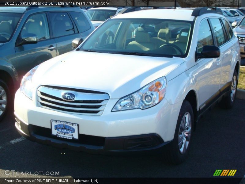 Satin White Pearl / Warm Ivory 2012 Subaru Outback 2.5i