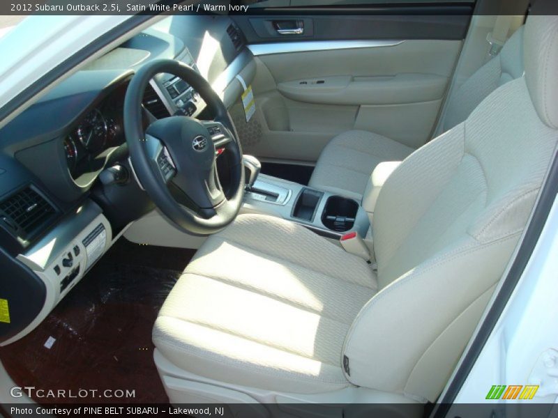 Satin White Pearl / Warm Ivory 2012 Subaru Outback 2.5i