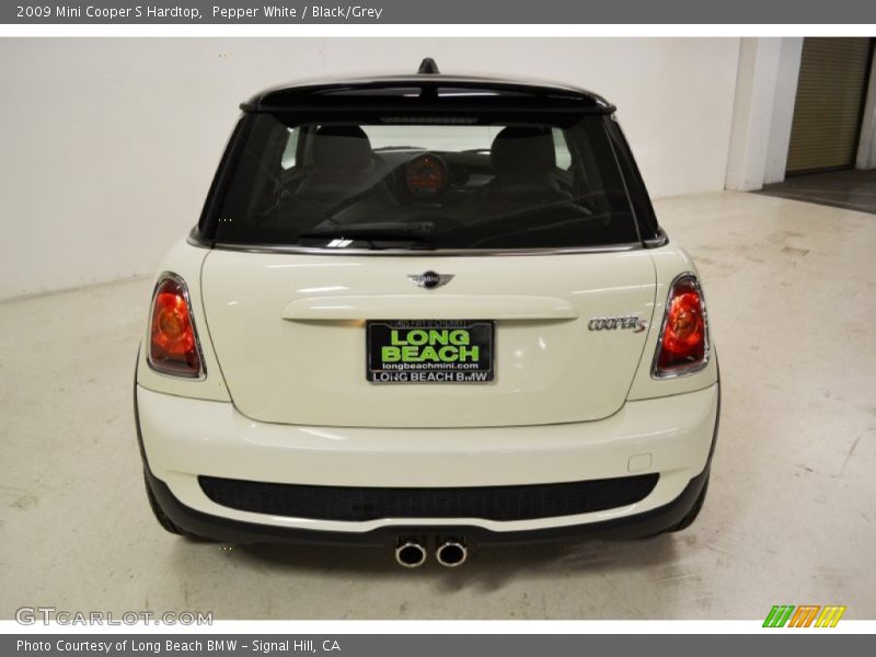 Pepper White / Black/Grey 2009 Mini Cooper S Hardtop