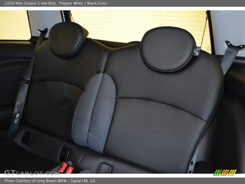 Pepper White / Black/Grey 2009 Mini Cooper S Hardtop