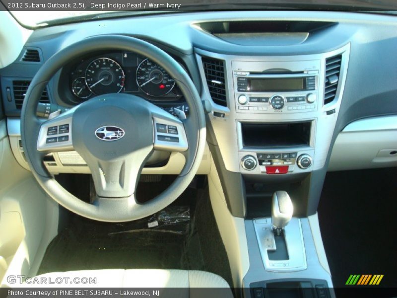 Deep Indigo Pearl / Warm Ivory 2012 Subaru Outback 2.5i
