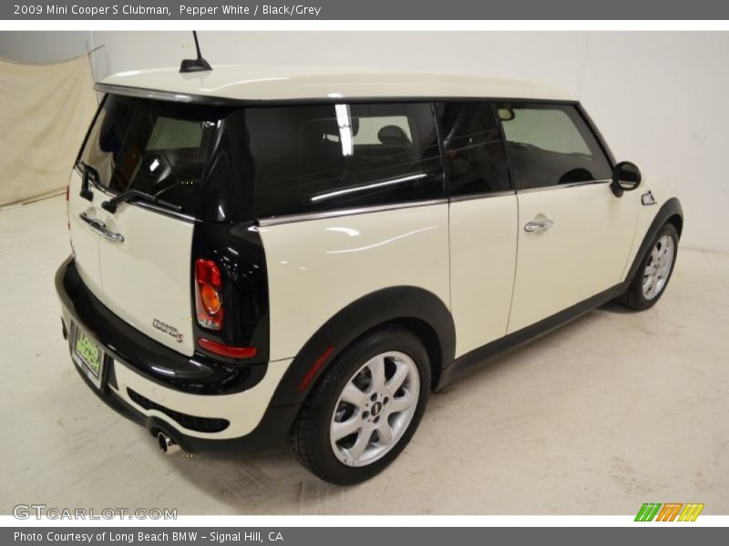 Pepper White / Black/Grey 2009 Mini Cooper S Clubman