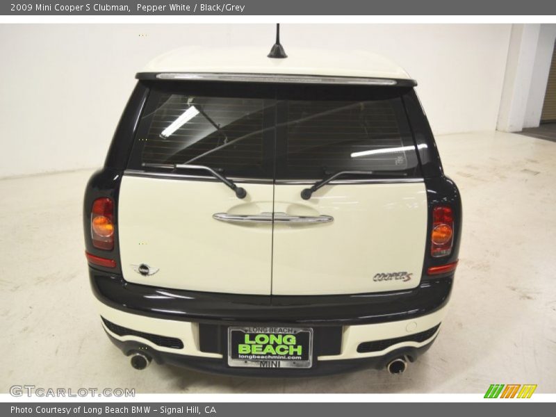 Pepper White / Black/Grey 2009 Mini Cooper S Clubman