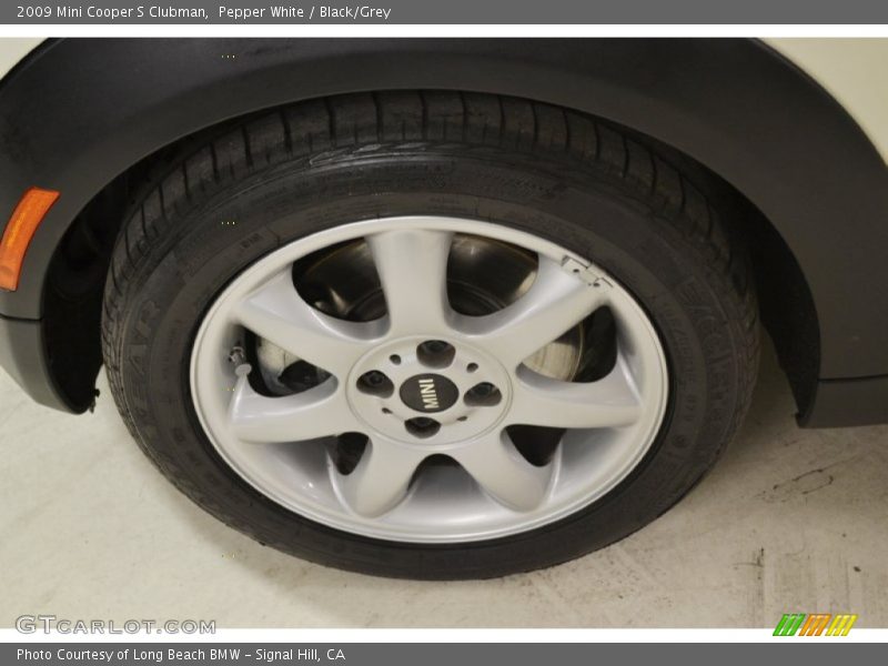 Pepper White / Black/Grey 2009 Mini Cooper S Clubman