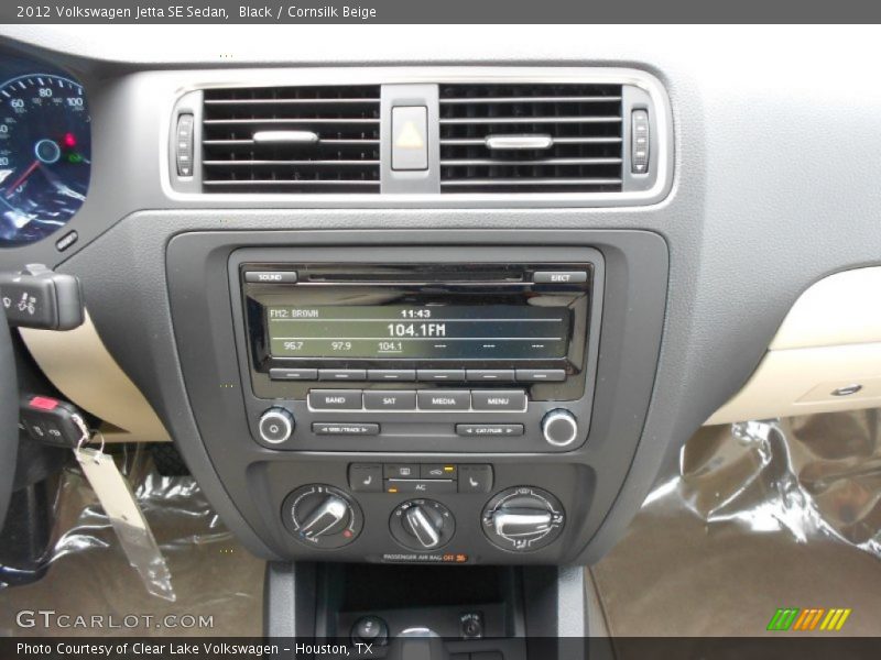 Black / Cornsilk Beige 2012 Volkswagen Jetta SE Sedan