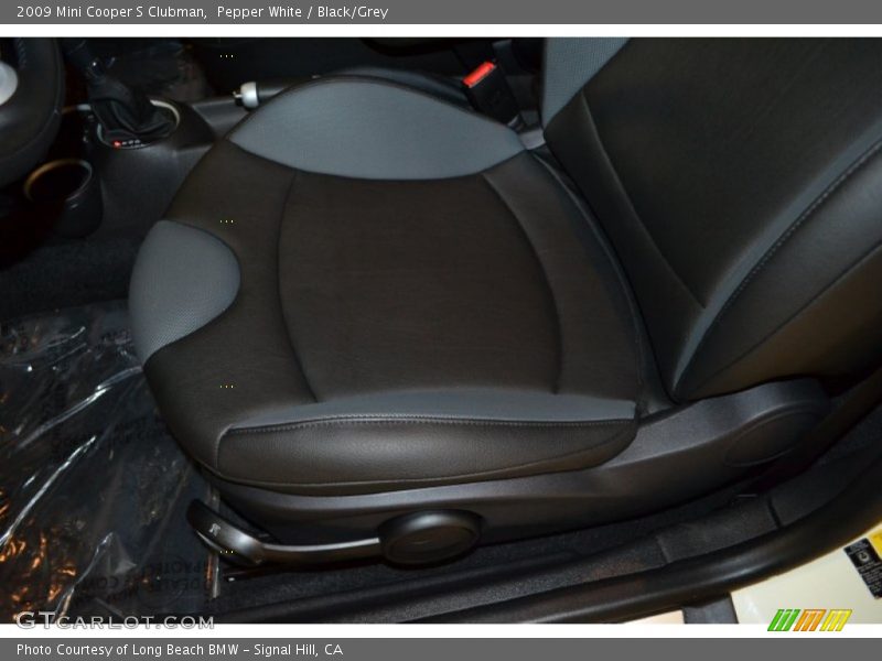 Pepper White / Black/Grey 2009 Mini Cooper S Clubman
