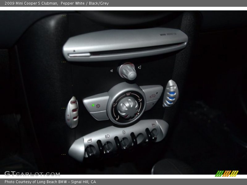 Pepper White / Black/Grey 2009 Mini Cooper S Clubman