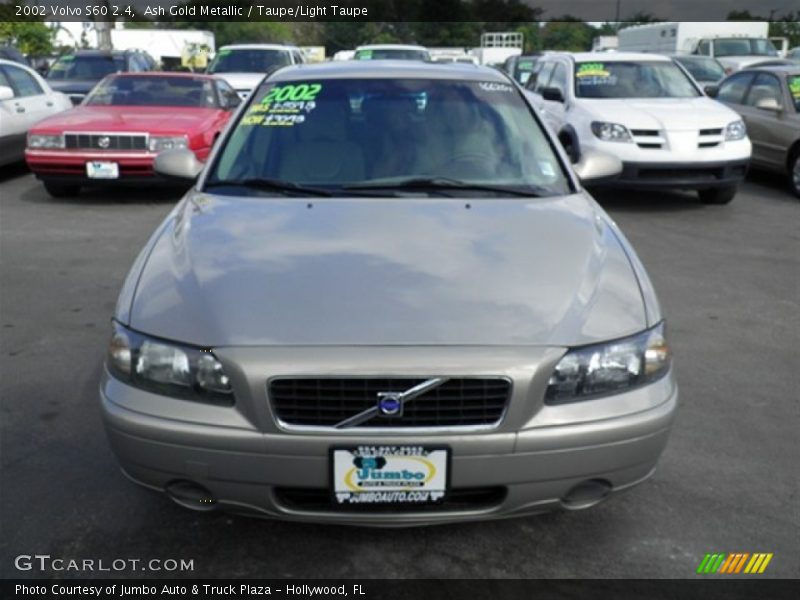 Ash Gold Metallic / Taupe/Light Taupe 2002 Volvo S60 2.4