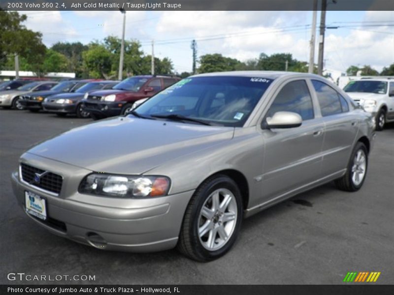 Ash Gold Metallic / Taupe/Light Taupe 2002 Volvo S60 2.4