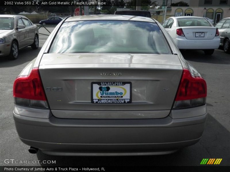 Ash Gold Metallic / Taupe/Light Taupe 2002 Volvo S60 2.4