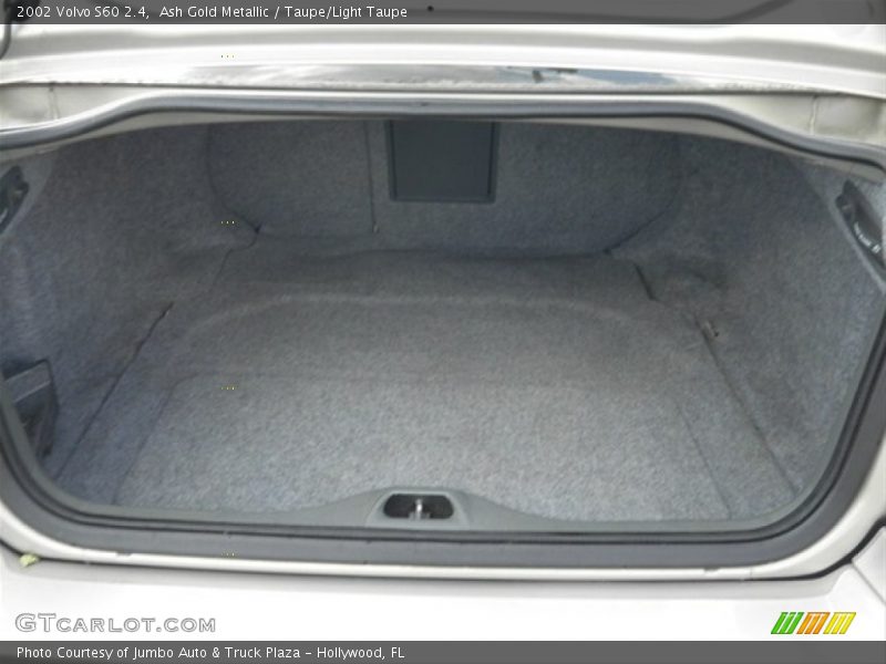 Ash Gold Metallic / Taupe/Light Taupe 2002 Volvo S60 2.4