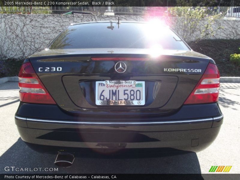 Black / Black 2005 Mercedes-Benz C 230 Kompressor Sedan