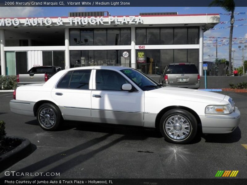 Vibrant White / Medium Light Stone 2006 Mercury Grand Marquis GS