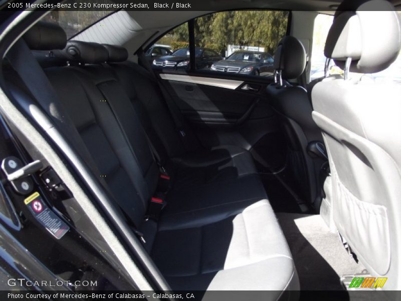 Black / Black 2005 Mercedes-Benz C 230 Kompressor Sedan