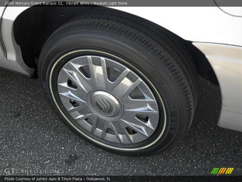Vibrant White / Medium Light Stone 2006 Mercury Grand Marquis GS