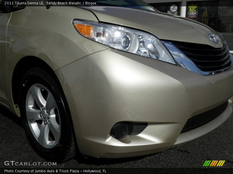 Sandy Beach Metallic / Bisque 2011 Toyota Sienna LE