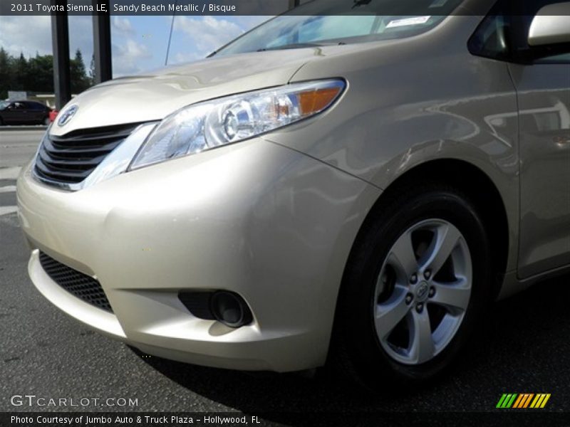 Sandy Beach Metallic / Bisque 2011 Toyota Sienna LE