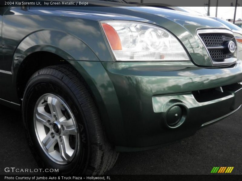 Ivy Green Metallic / Beige 2004 Kia Sorento LX