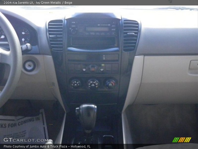 Ivy Green Metallic / Beige 2004 Kia Sorento LX