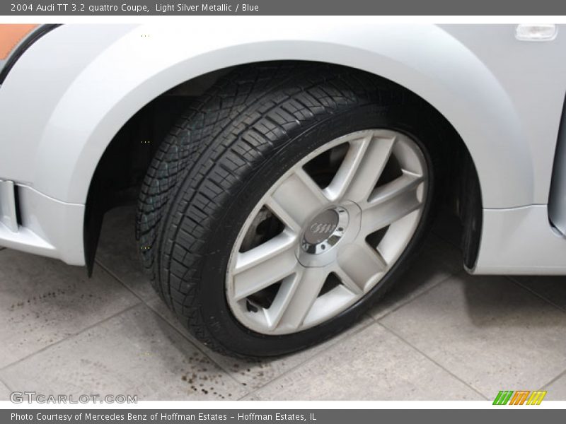 Light Silver Metallic / Blue 2004 Audi TT 3.2 quattro Coupe
