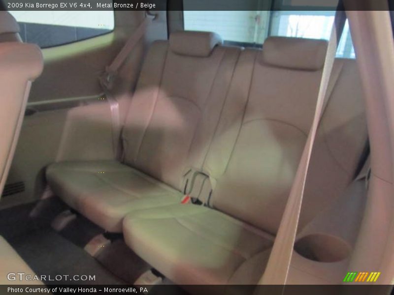Metal Bronze / Beige 2009 Kia Borrego EX V6 4x4