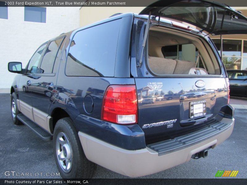 True Blue Metallic / Medium Parchment 2003 Ford Expedition XLT