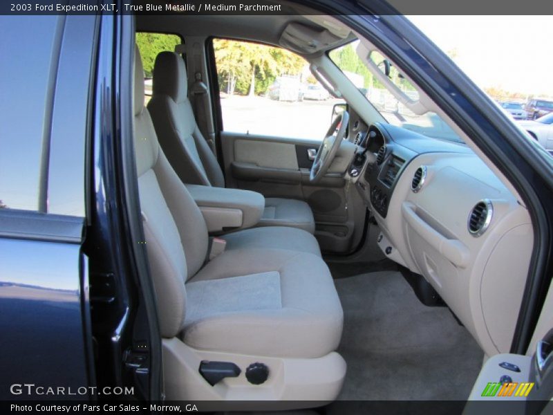 True Blue Metallic / Medium Parchment 2003 Ford Expedition XLT