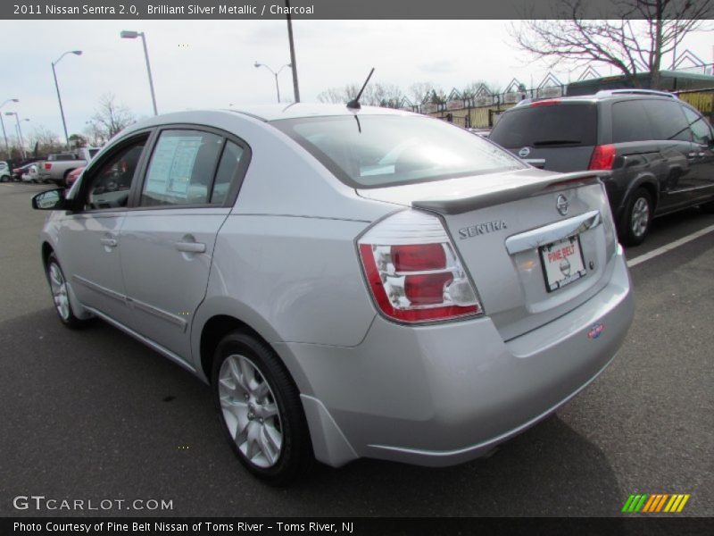 Brilliant Silver Metallic / Charcoal 2011 Nissan Sentra 2.0
