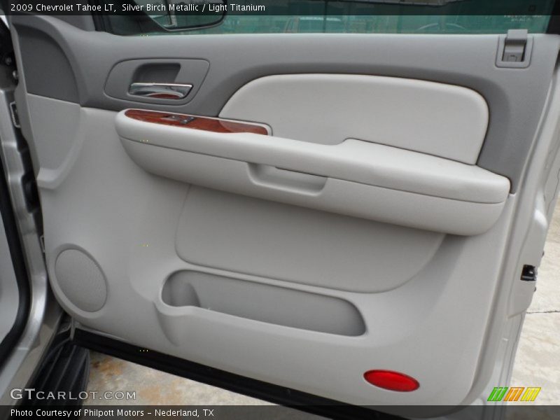 Silver Birch Metallic / Light Titanium 2009 Chevrolet Tahoe LT